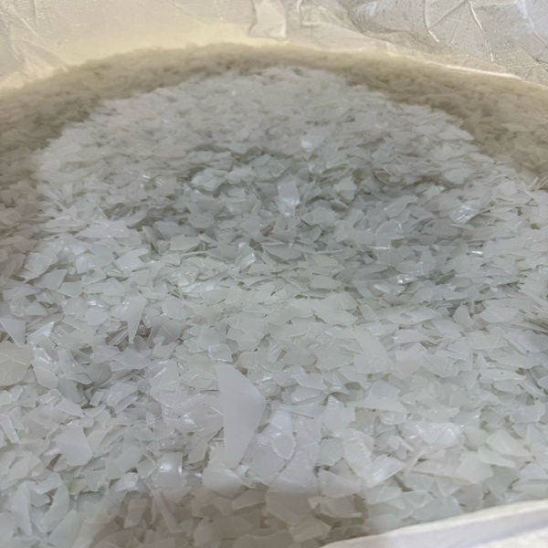 PCR rHDPE Flakes.jpg PCR rHDPE Flakes.jpg